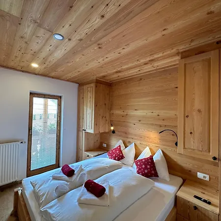 Surc Bed & Breakfast