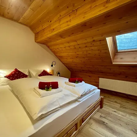 šurc Kranjska Gora
