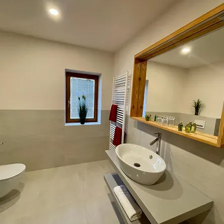 Bed & Breakfast Surc *