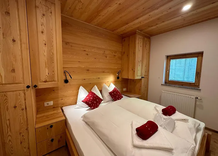 Surc Bed & Breakfast 3*