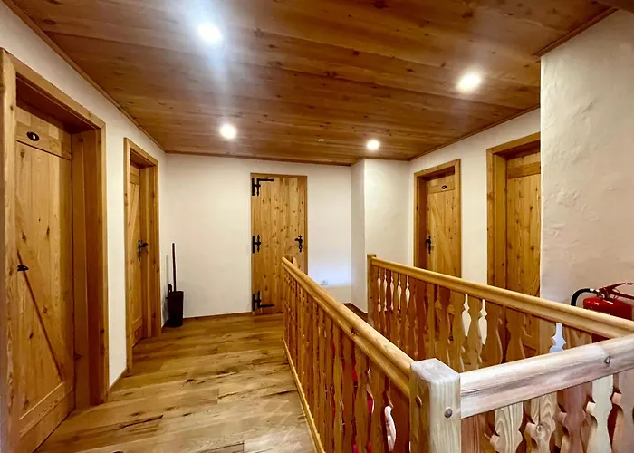 Surc Bed and breakfast 3*